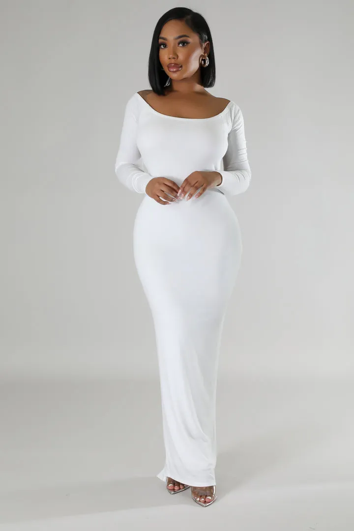 Long Sleeve Open Back Maxi Dress